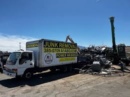 Best Attic Cleanout  in Oill, NE